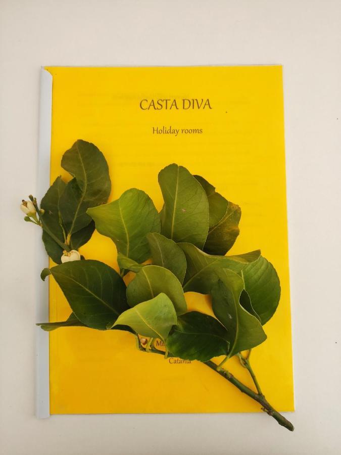 קטאניה Casta Diva Holiday Rooms מראה חיצוני תמונה