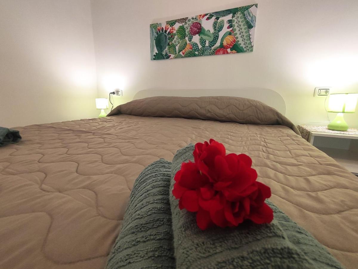 קטאניה Casta Diva Holiday Rooms מראה חיצוני תמונה