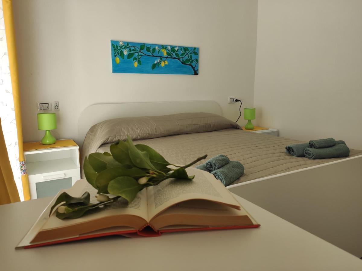 קטאניה Casta Diva Holiday Rooms מראה חיצוני תמונה