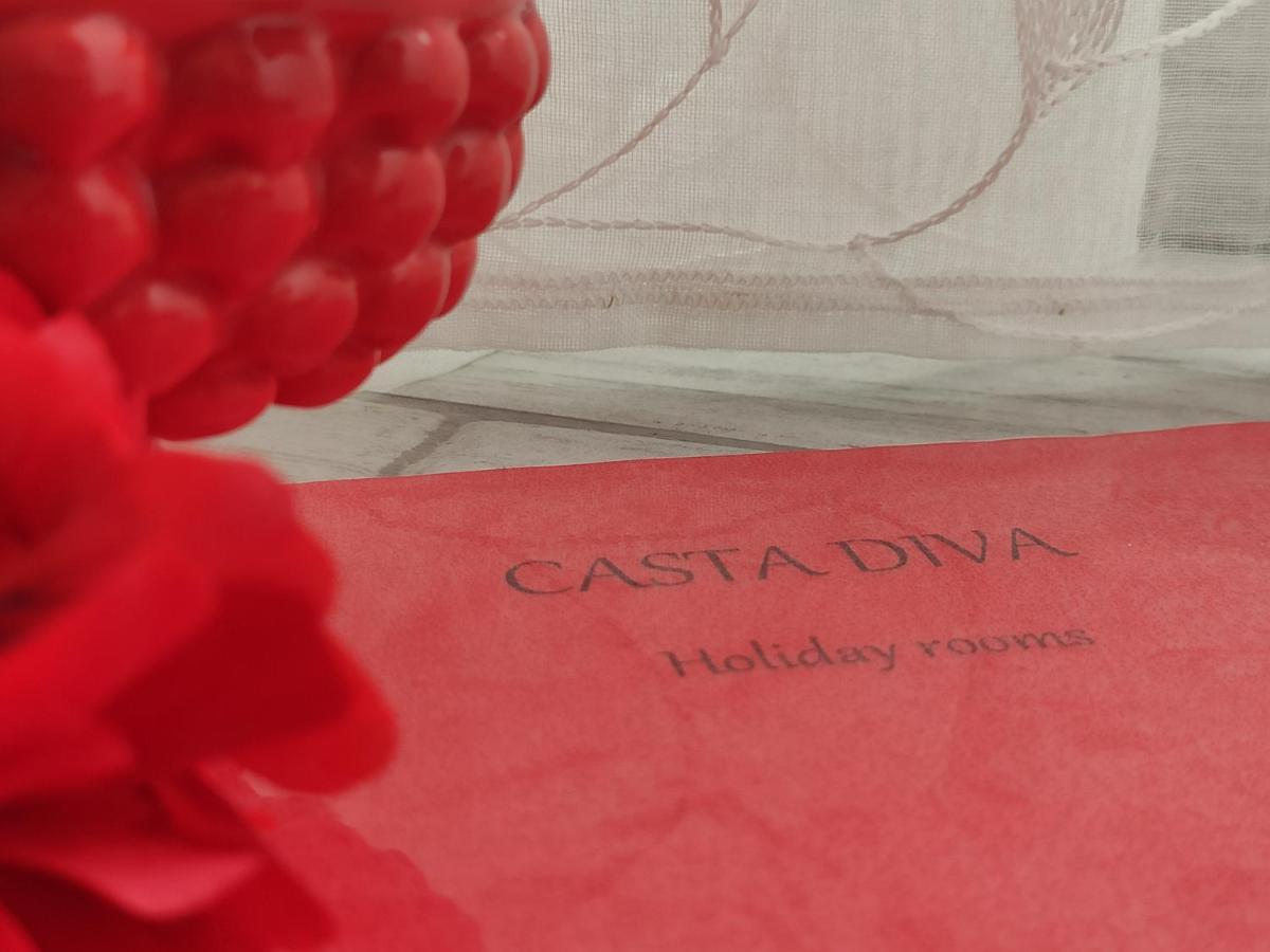 קטאניה Casta Diva Holiday Rooms מראה חיצוני תמונה