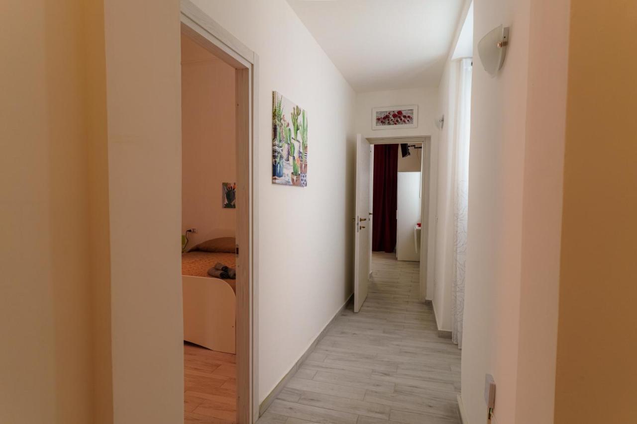 קטאניה Casta Diva Holiday Rooms מראה חיצוני תמונה