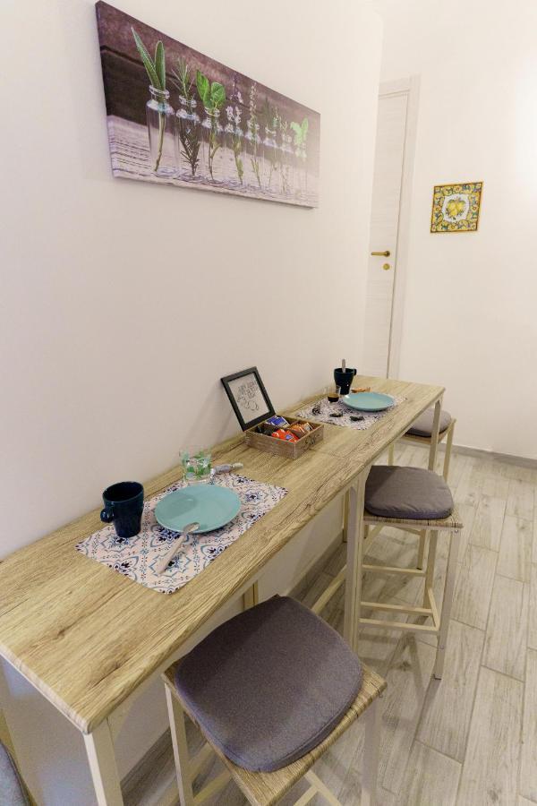 קטאניה Casta Diva Holiday Rooms מראה חיצוני תמונה