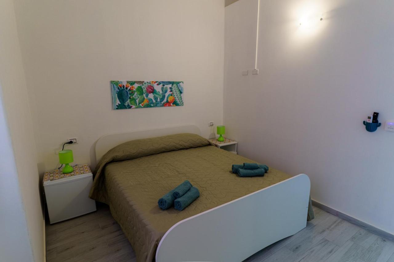 קטאניה Casta Diva Holiday Rooms מראה חיצוני תמונה